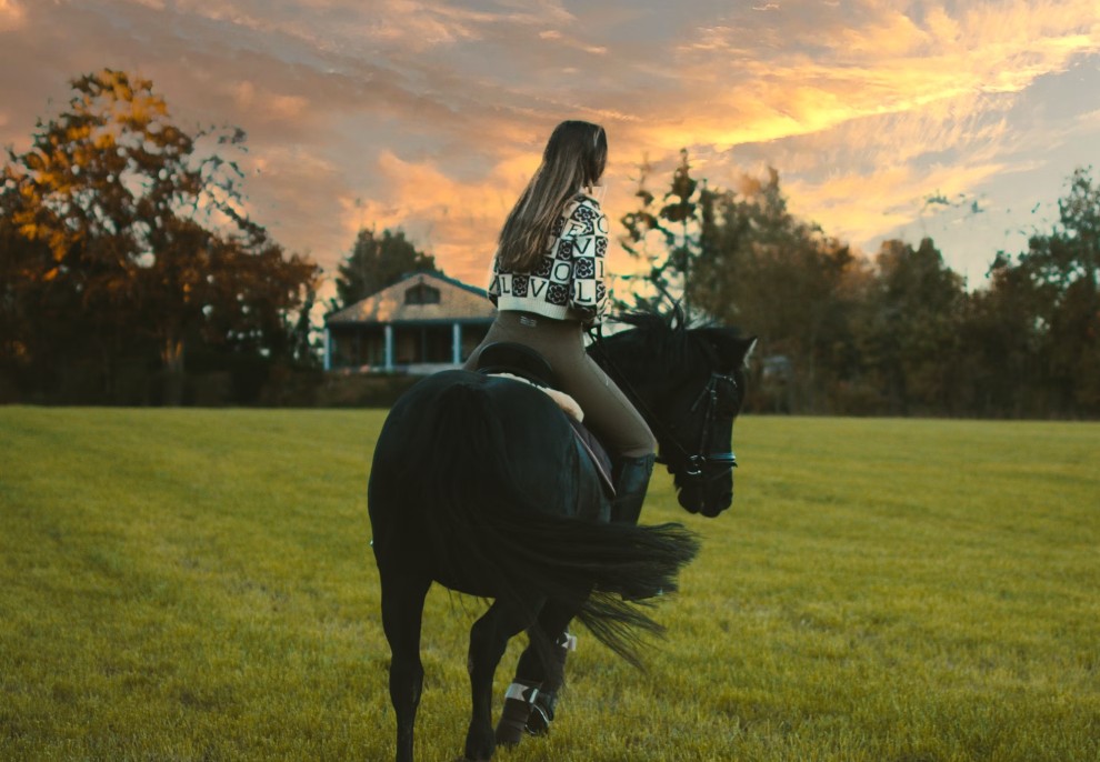 1 Am Riding Horseback riding